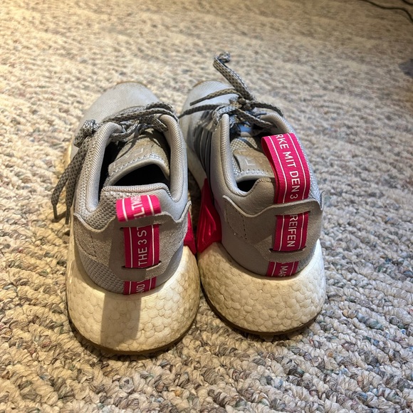 Women’s Adidas NMD - Picture 3 of 3